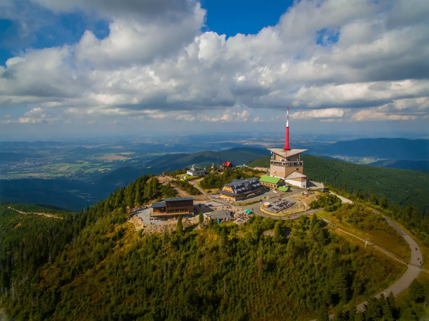 Lysá hora (1 323 m n. m.)